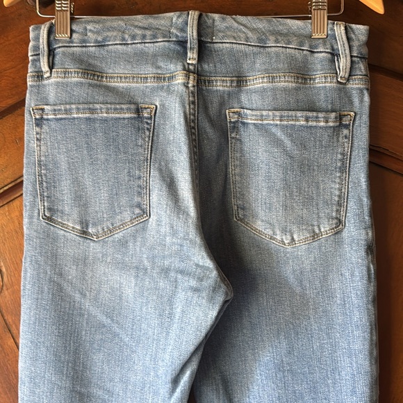 FRAME Le Crop Mini Bootcut Jeans